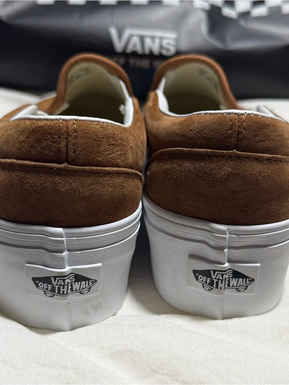 NEW Vans Brown Suede Slip-On Sneakers Women’s 7.5 with 2 Packs of Van’s Socks